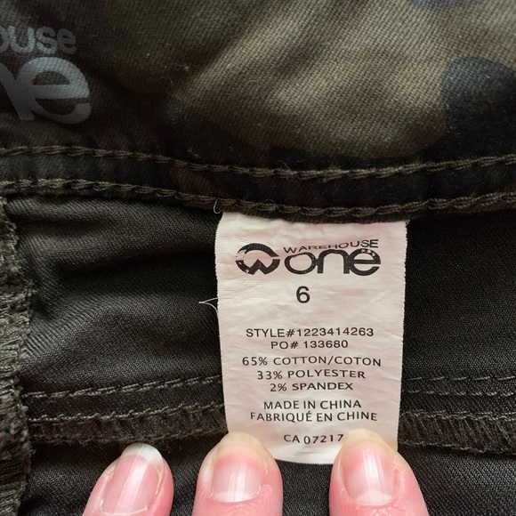 🍉Warehouse One brown, camouflage denim shorts, mid rise, stretchy, lightweight 6 - Picture 13 of 14
